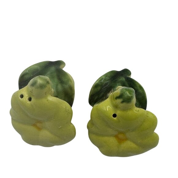 Vintage Sylvans Salt & Pepper Shakers Yellow Flowers Ceramic Collectible - Picture 2 of 6